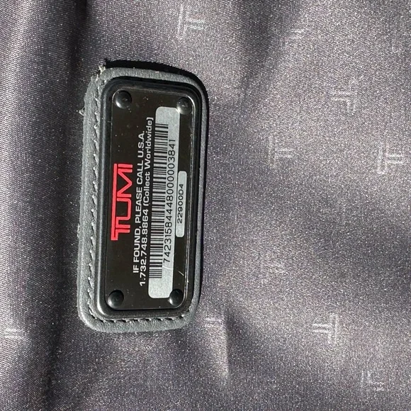 TUMI Black Rolling Travel Bag - Picture 5 of 9